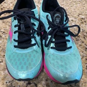 Mizuno Running Shoes Never Worn